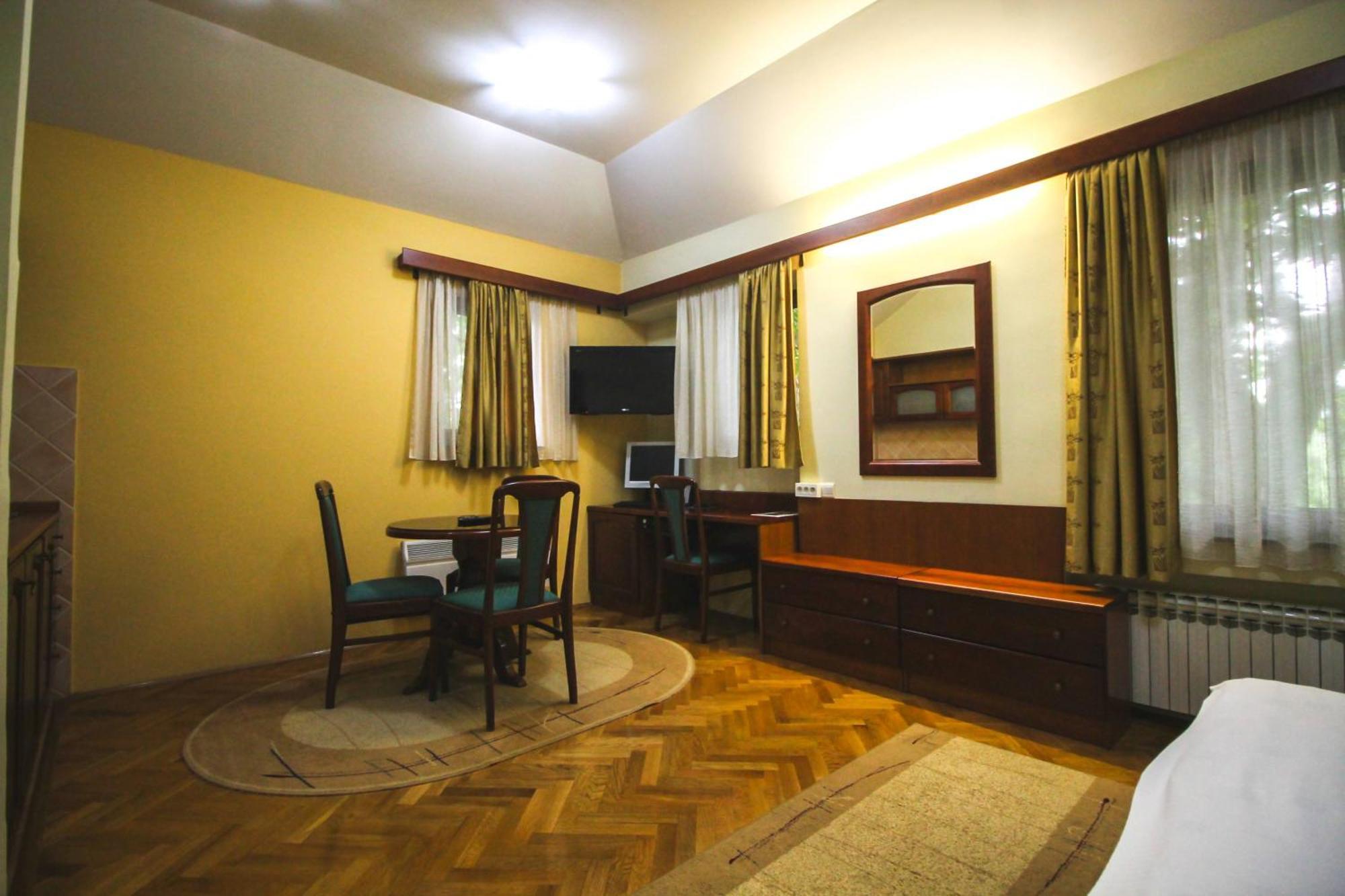 Hotel Vila Vrbas Banyaluka Dış mekan fotoğraf